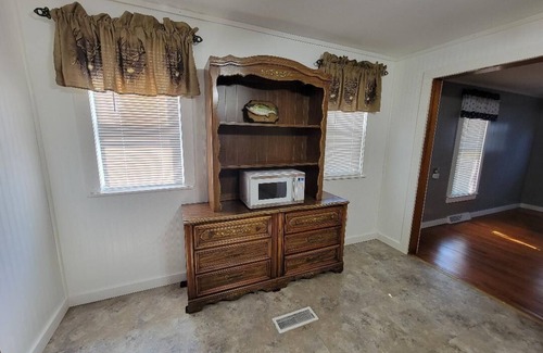 Oraville House | Charming 3-bedroom house in tranquil Oraville minutes from Kinkaid Lake.