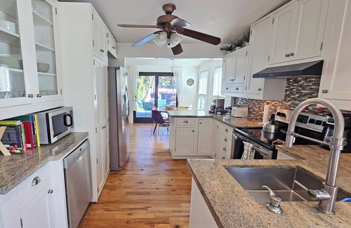 Alta Vista House | Charming 3-bedroom house on Legacy Trail in fabulous Downtown Sarasota