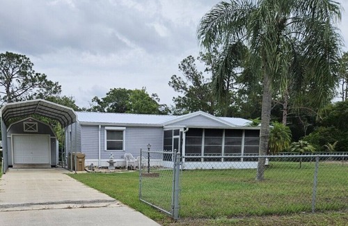 St. Cloud House | Charming 3-bedroom house with WiFi, AC in wonderful St. Cloud