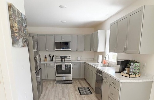 Belfast House | Charming 3-bedroom house in delightful Belfast, Maine