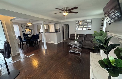 Detroit House | Charming 3-bedroom house with AC and WiFi in phenomenal Detroit 420 friendly