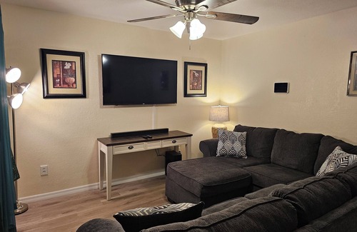 Palatka House | Charming 3-bedroom house with AC and WiFi in lovely Palatka