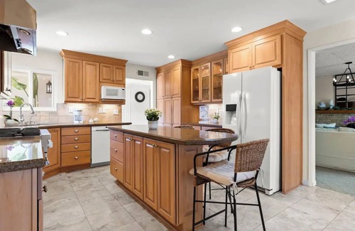 Ventura House | Charming 3-bedroom house in welcoming Ventura