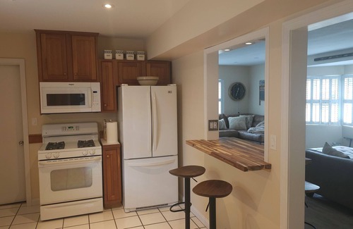 Erie House | Charming 3-bedroom house in Erie 1 mile from Presque Isle State Park.