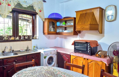 Galle House | Charming 3-bedroom house in perfect Galle with WiFi, AC