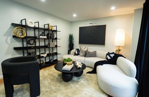 Egleston Square House | Charming 3-bedroom house in enchanting Boston with AC, WiFi