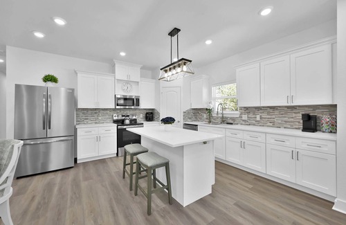 Conroe House | Charming 3-bedroom house with WiFi, fitness equipment in quaint Conroe