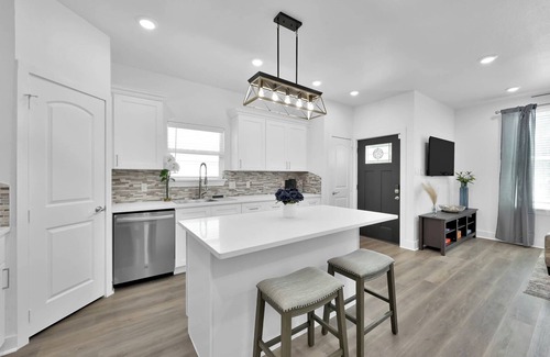Conroe House | Charming 3-bedroom house with WiFi, fitness equipment in quaint Conroe