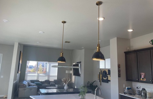 Northfield House | Charming 3-bedroom house with AC, fitness room, WiFi in delightful Denver