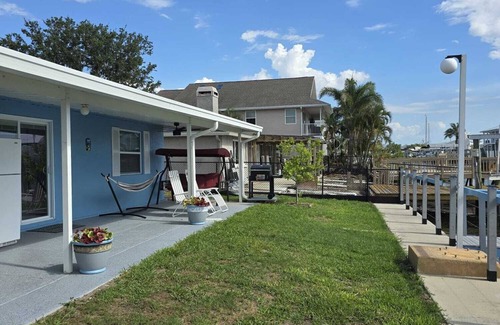 Hudson Beach Estates House | Charming 3-bedroom house in Hudson fl waterfront with WiFi and AC