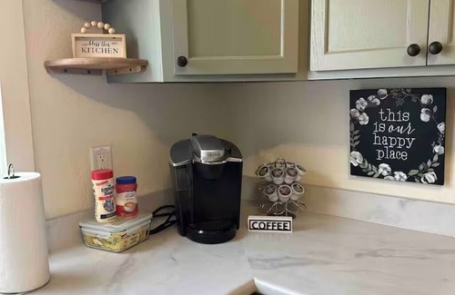Lufkin House | Charming 3-bedroom house with WiFi, AC in welcoming Lufkin
