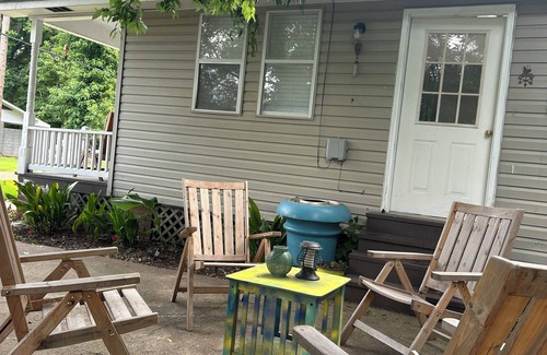 Natchez House | Charming 3-bedroom, pet friendly house in Downtown Natchez