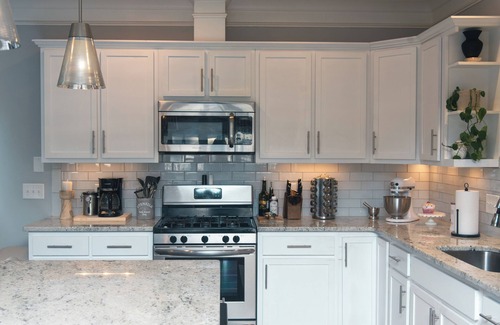 South Nashville Cottage | Charming 3-bedroom plus loft cottage in Nashville's hottest neighborhood