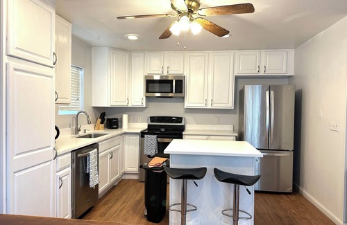 Delmar Parkway House | Charming 3-bedroom townhome with WiFi, AC in fabulous central Denver Colorado.