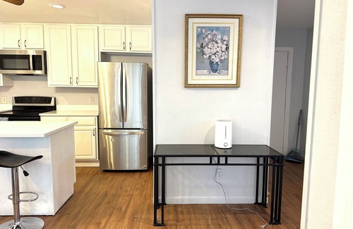 Delmar Parkway House | Charming 3-bedroom townhome with WiFi, AC in fabulous central Denver Colorado.