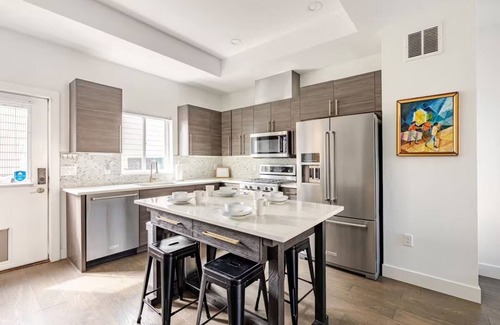 Chaffee Park House | Charming 3-bedroom townhome with fitness room and AC in gorgeous Denver