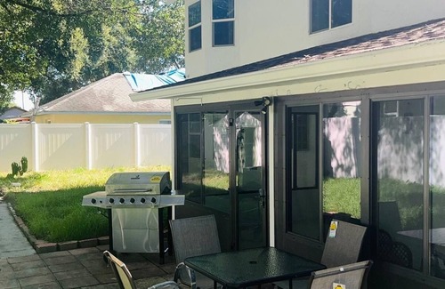 Mill Run House | Charming 3-bedroom, two-story home in Kissimmee