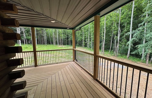 Ashland City Cabin | Charming 3-bedroom cabin with AC, WiFi in delightful Ashland City