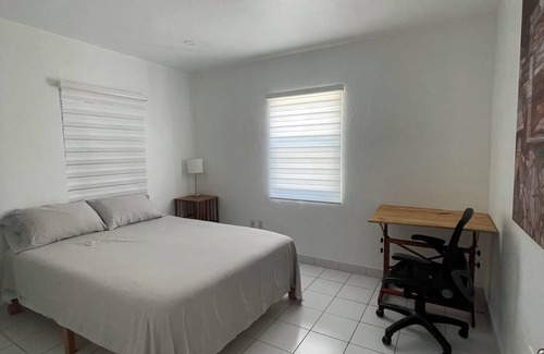 Coral Terrace House | Charming 3-bedroom house in wonderful Coral Gables with WiFi, AC