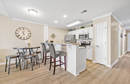 Little River Apartment | Charming 3 Bedroom on the Intracoastal Waterway