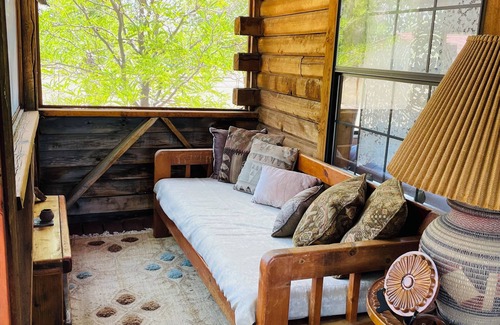 Nambe Pueblo Cabin | Charming 3-bedroom cabin with WiFi, AC in peaceful Ojo Caliente