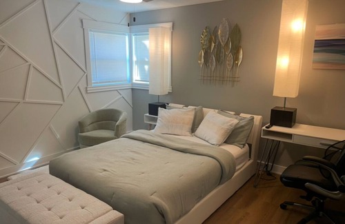 Chicago Heights House | Charming 3-bedroom house in Park Forest with WiFi, Large Flat Panel TVs & Google