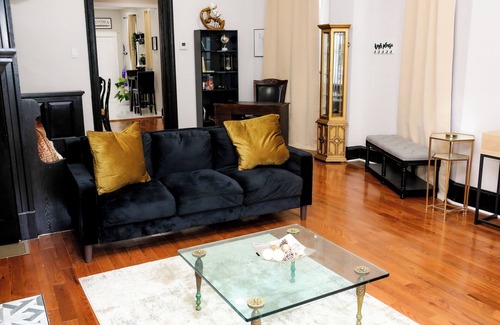 Philadelphia House | Charming 3-bedroom house in welcoming Philadelphia with AC, WiFi