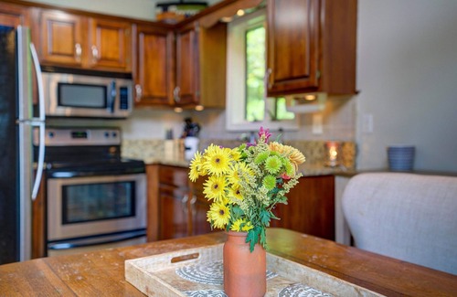 Piney Flats Cabin | Charming 3-bedroom cabin on Boone Lake