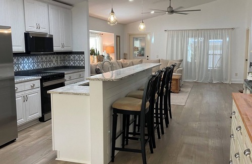 Punta Gorda House | Charming 3-bedroom house in delightful Punta Gorda with AC
