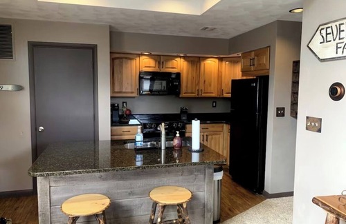 Seven Springs House | Charming 3 BR/3.5 Bathroom Townhome at Seven Springs Mountain Resort