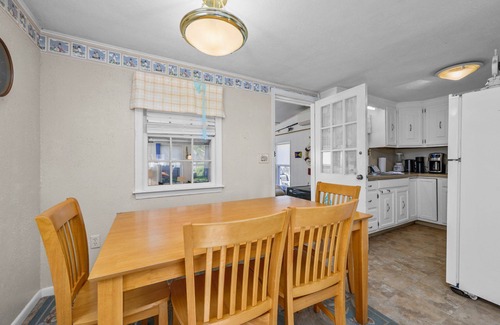 West Yarmouth Cottage | Charming 3-BR Cape Cod Cottage, 0.2 mi from Lewis Bay Beach with Sunroom & Patio Grill