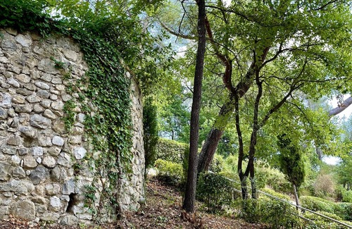 Est House | Charming 3* house