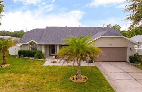 Indian Ridge House | Charming 3Bd w/Pool Close to Disney @ 7826 Indian Ridge
