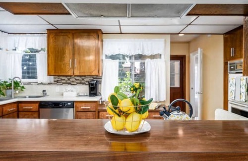 El Camino Village House | Charming 3bed/2bath home-Near El Camino/LAX/Beach