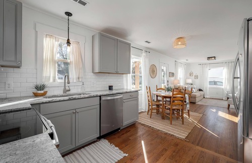 Murfreesboro House | Charming 3BR 2BA Fully Renovated near DWNTN & MTSU