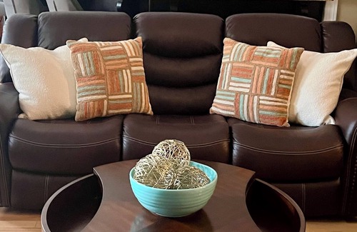 Augusta House | Charming 3BR 2Bath Home on quiet street 1.1mi from Augusta National