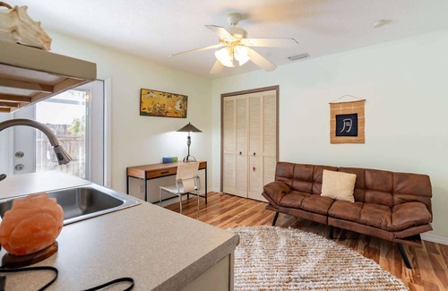 Melbourne House | Charming 3BR Home Near FIT & Downtown Melbourne