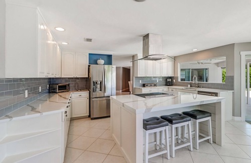 Palm River Estates House | Charming 3BR Lake Home w/Pool, Hot Tub & Fire Pit