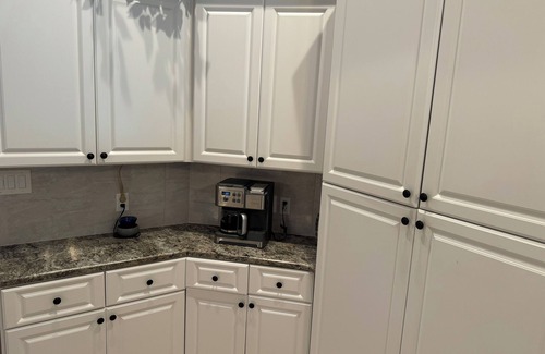 Port Richey House | Charming 4 bdrm house in gated, exclusive neighborhood w/large heated pool.