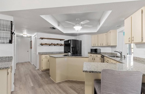 Port Charlotte - Charlotte Harbor House | Charming 4-bedroom Pool and Hot Tub home with WiFi in delightful Port Charlotte