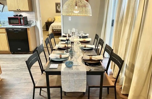 Glenn Heights House | Charming 4-bedroom home in Glenn Heights. Sleeps 9 guests!
