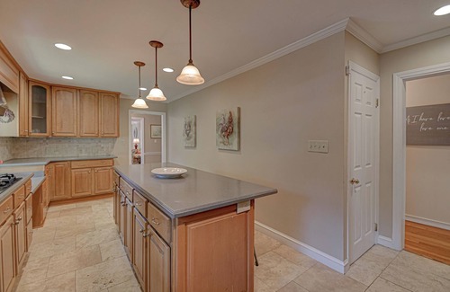Winston - Salem House | Charming 4-bedroom house with WiFi and AC in lovely Winston-Salem