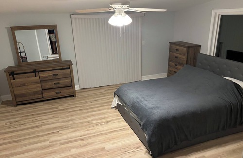 Winston - Salem House | Charming 4-bedroom house with AC and WiFi in wonderful Winston-Salem