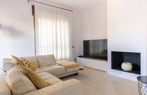 La Maternitat i Sant Ramon Apartment | Charming 4 bedroom apartment close to Camp Nou