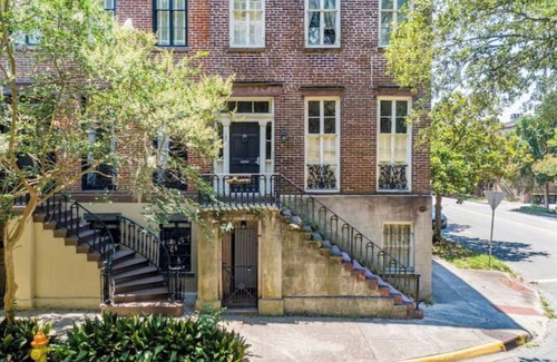 Historic Downtown Savannah Apartment | Charming 4-bedroom apartment with AC in Savannah