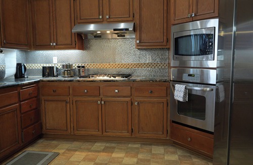Mira Mesa House | Charming 4-bedroom Bungalow with Pool, WiFi and AC in Sunny San Diego