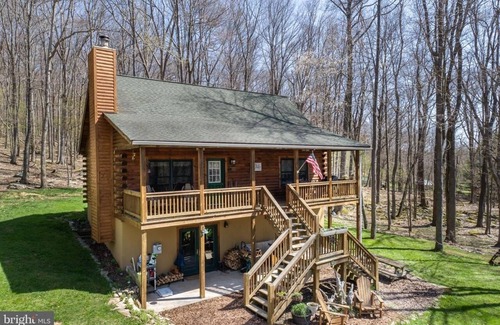 Swanton Cabin | Charming 4-bedroom cabin