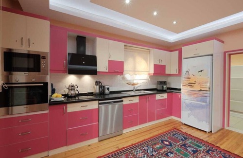 Fethiye House | Charming 4-bedroom estate with WiFi, swimming pool and AC in enchanting Fethiye