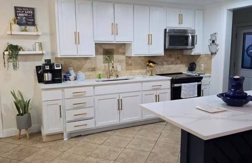 Southwest Arlington House | Charming 4-bedroom house in fabulous Arlington