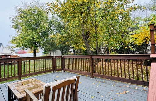 Urbandale House | Charming 4-bedroom house with fenced yard in wonderful neighborhood